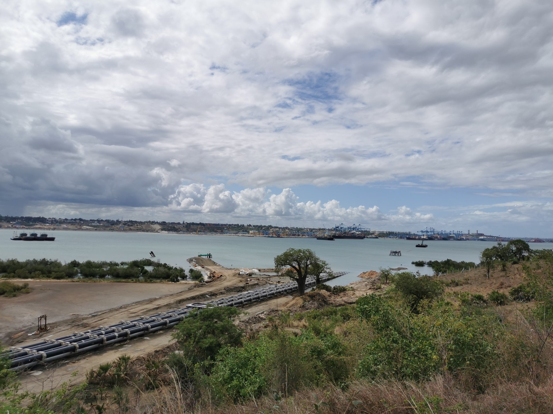 Nauru Aiwo Port — Marine Fuel Pipeline